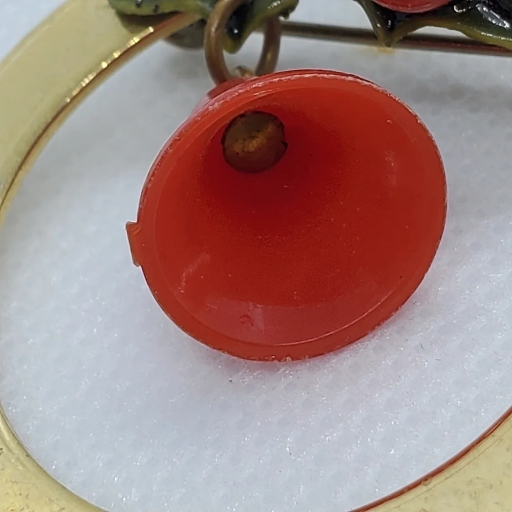 HOLIDAY PIN BROOCH